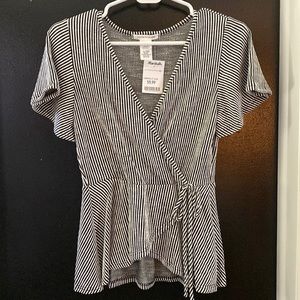 Black and white short sleeved shirt